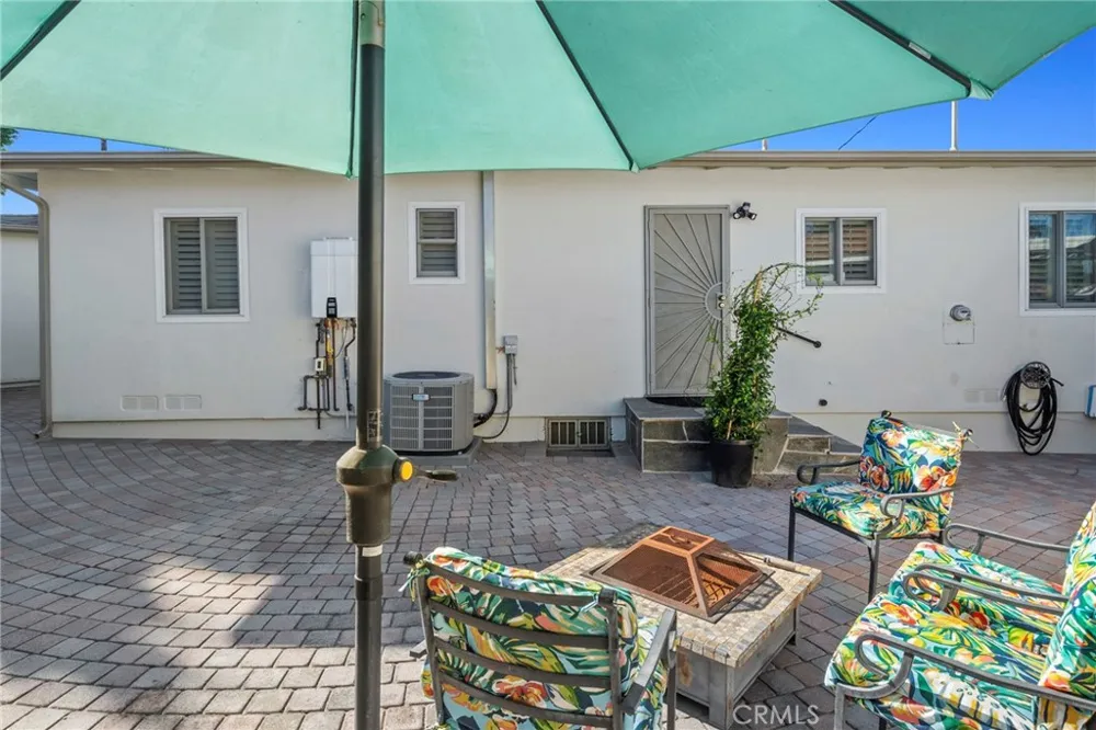 25908 Appian Way Lomita, CA 90717