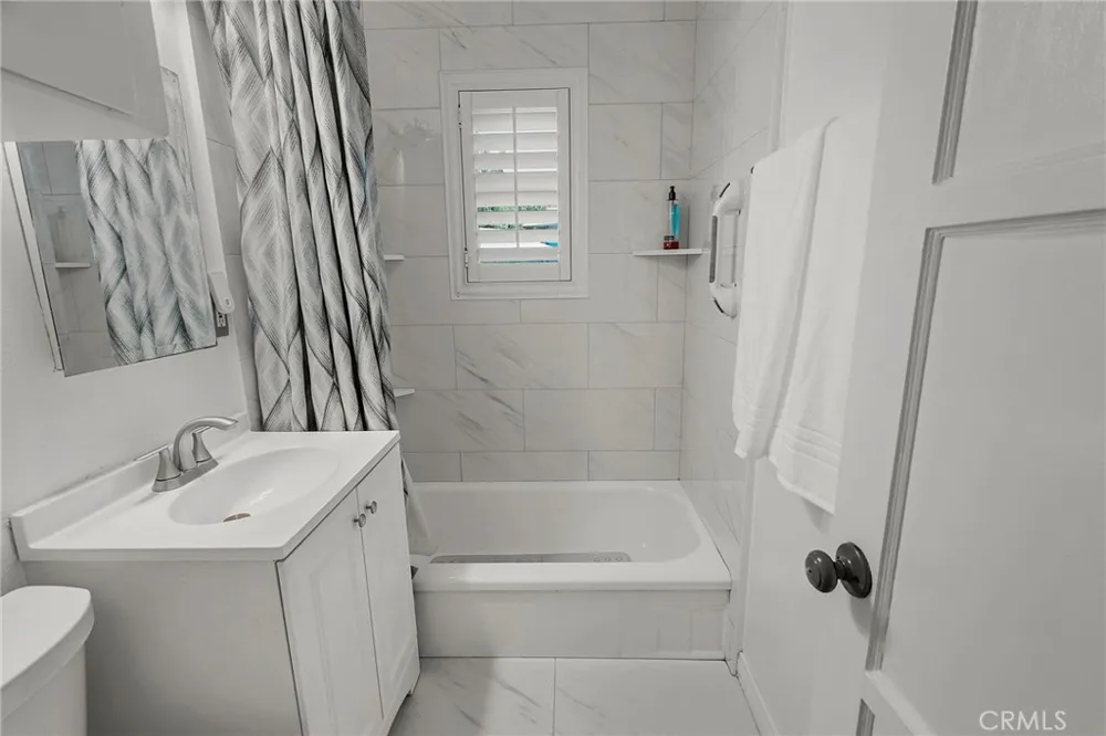 25908 Appian Way Lomita, CA 90717