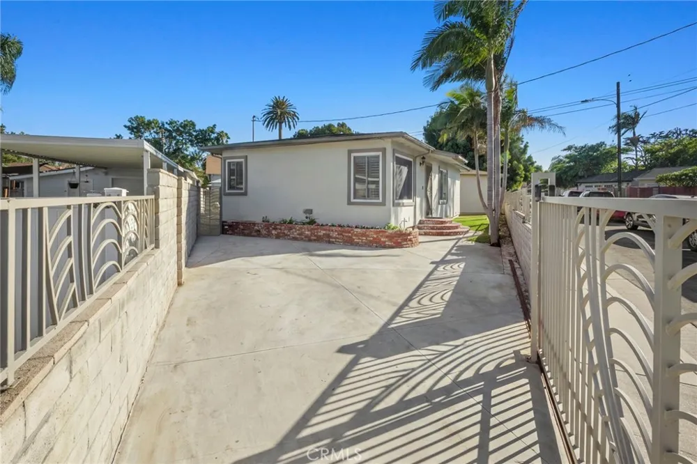 25908 Appian Way Lomita, CA 90717