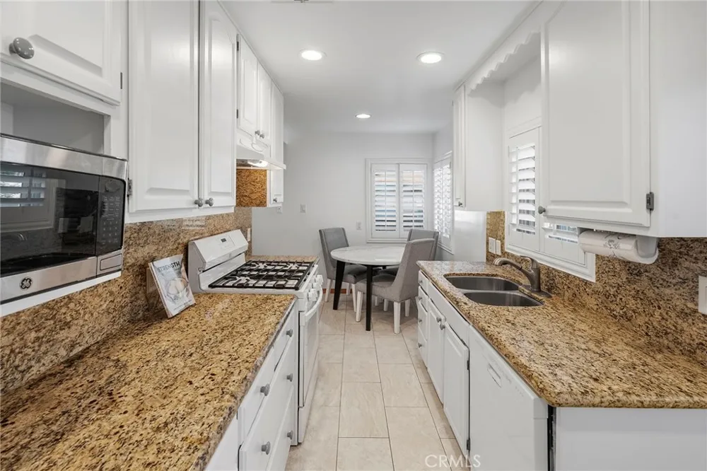 25908 Appian Way Lomita, CA 90717