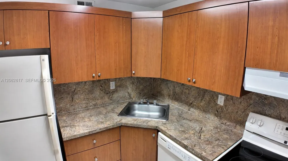 10820 SW 200th Dr #343 Cutler Bay, FL 33157