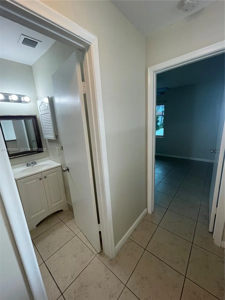 1341 SW 124th Ct #4-E Miami, FL 33184