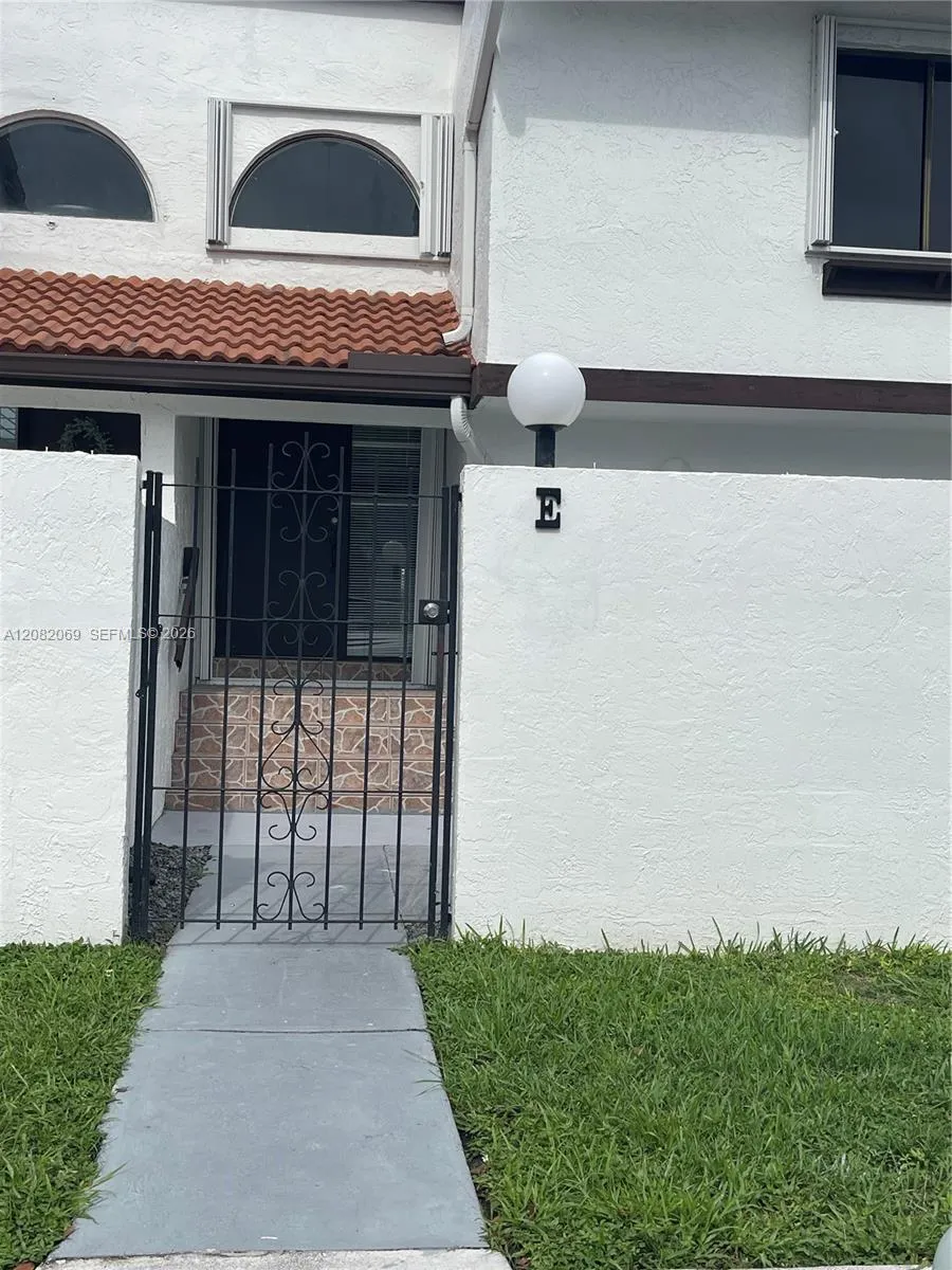 1341 SW 124th Ct #4-E Miami, FL 33184
