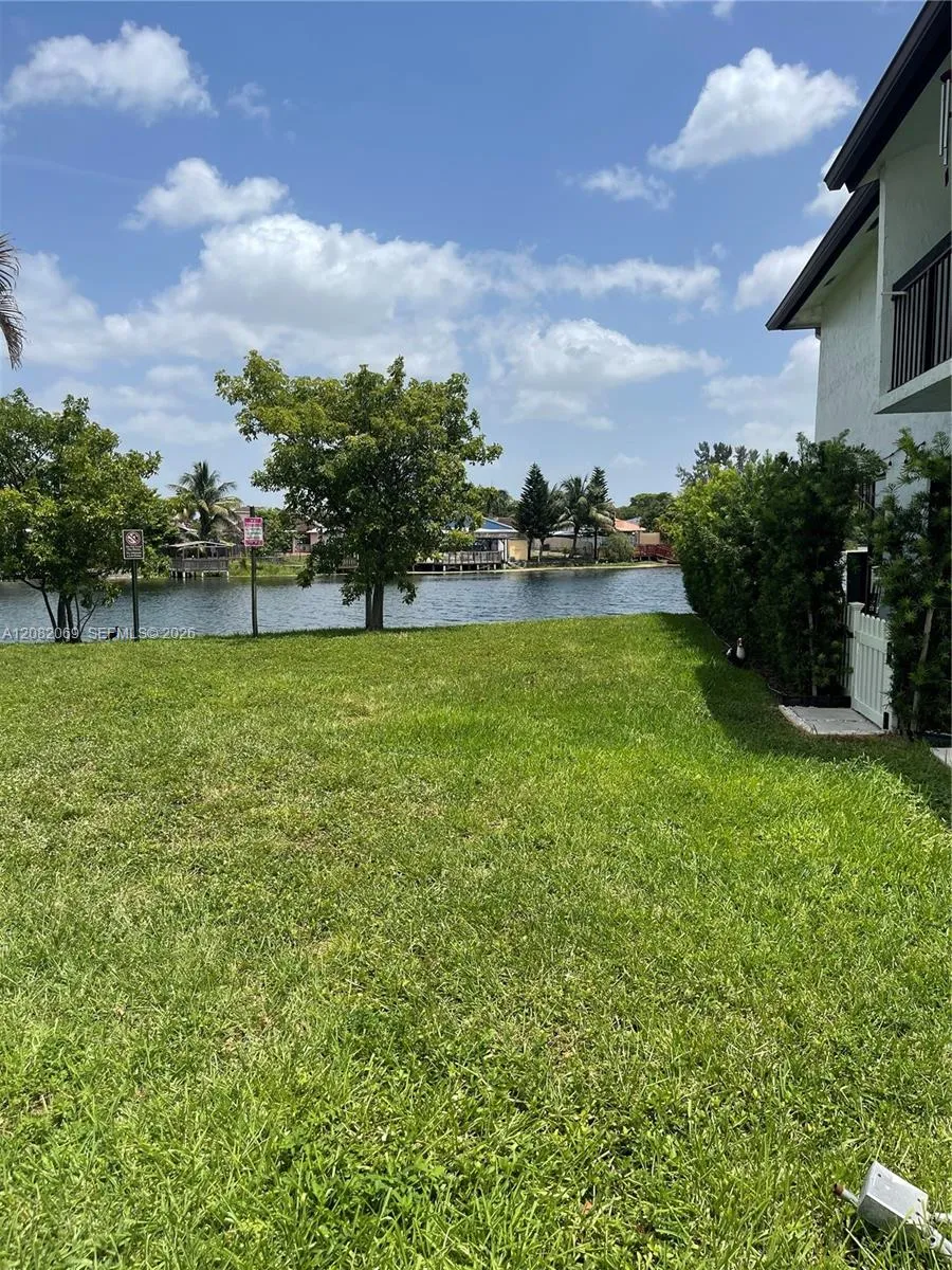 1341 SW 124th Ct #4-E Miami, FL 33184