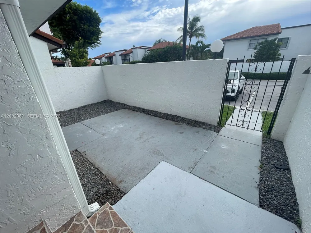1341 SW 124th Ct #4-E Miami, FL 33184