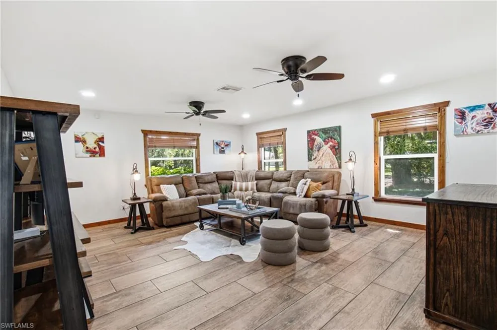 670 Rope Bend Drive Labelle, FL 33935