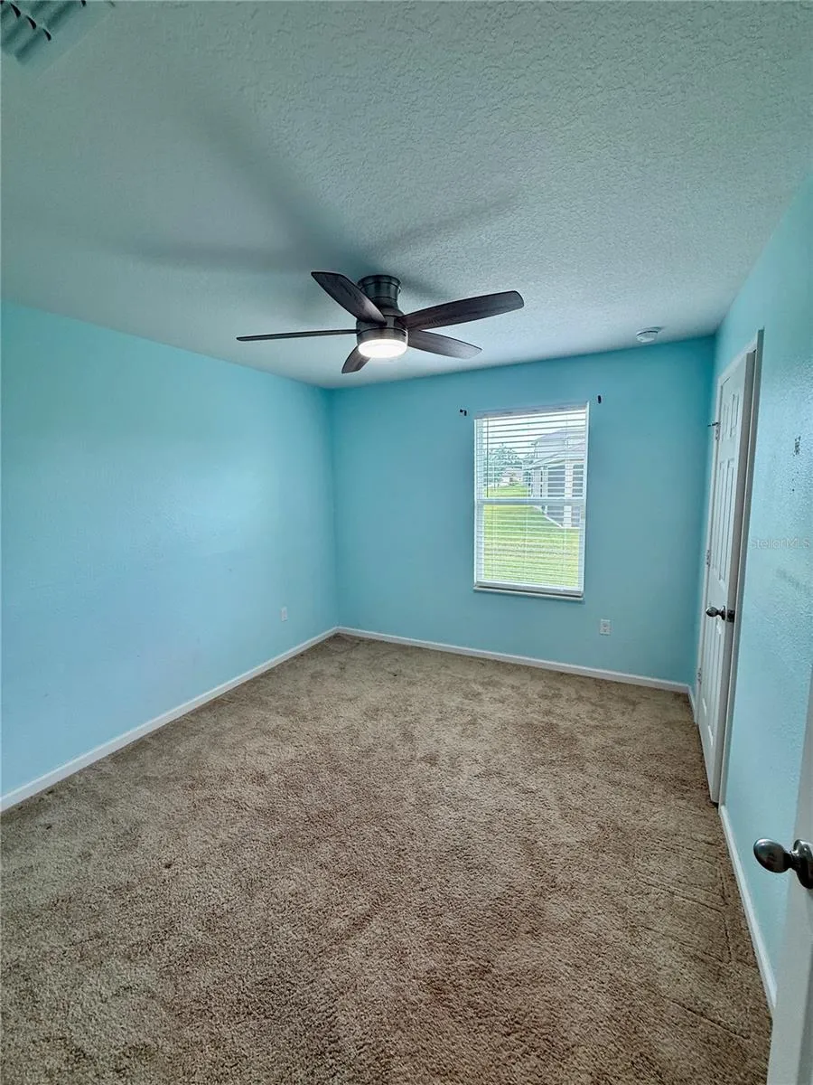 8690 LAKE GEORGE CIRCLE E Macclenny, FL 32063