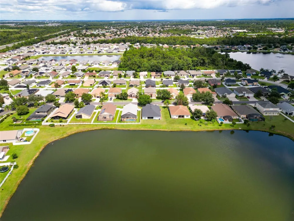 2429 DEER CREEK BOULEVARD St Cloud, FL 34772