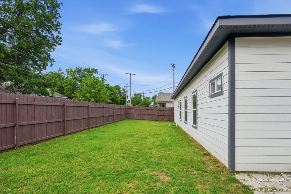 3425 Logan Street Greenville, TX 75401