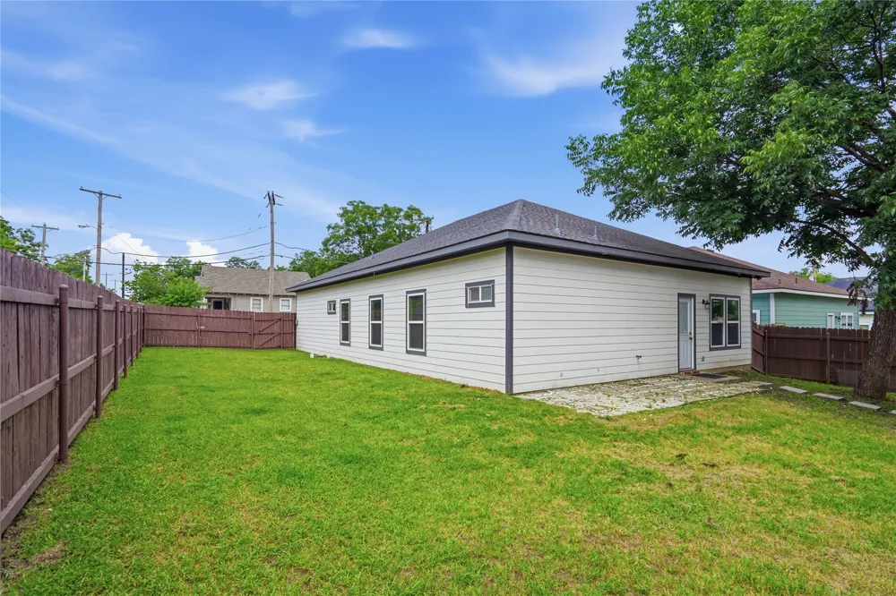 3425 Logan Street Greenville, TX 75401