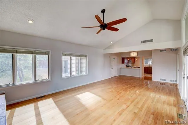 7857 S University Way Centennial, CO 80122