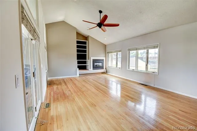 7857 S University Way Centennial, CO 80122