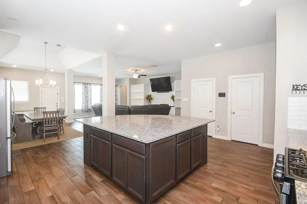1219 Layla Sage Loop Richmond, TX 77406
