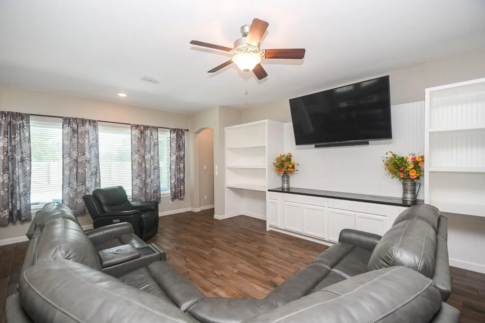 1219 Layla Sage Loop Richmond, TX 77406