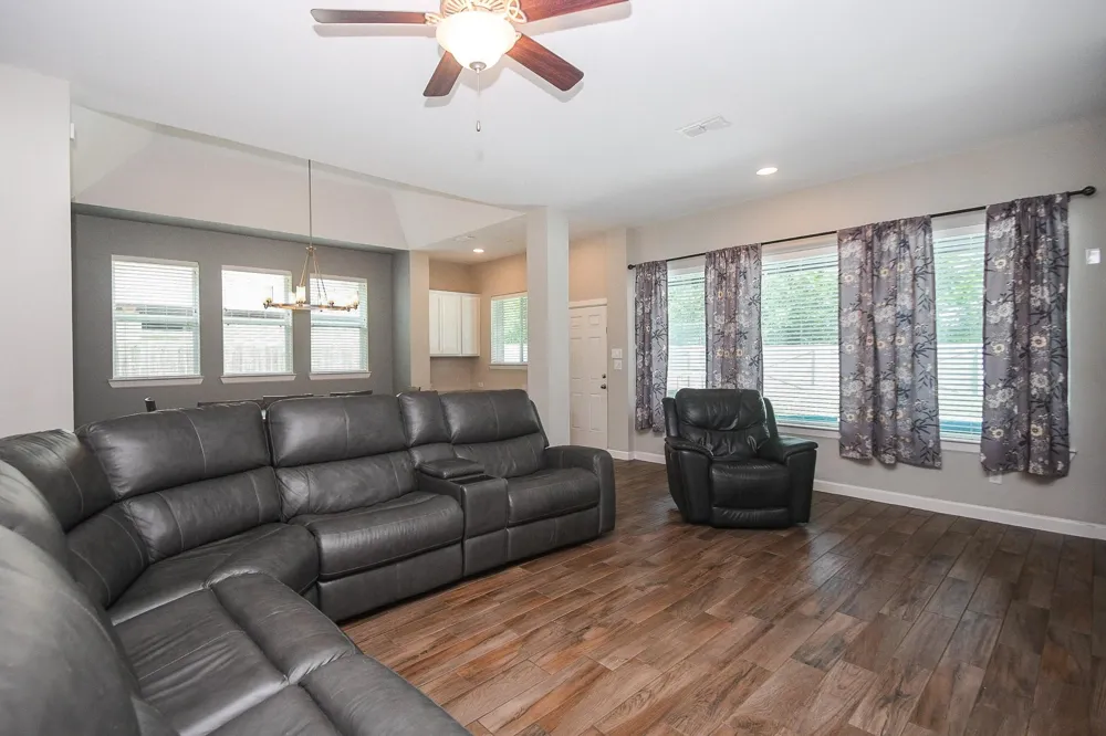 1219 Layla Sage Loop Richmond, TX 77406