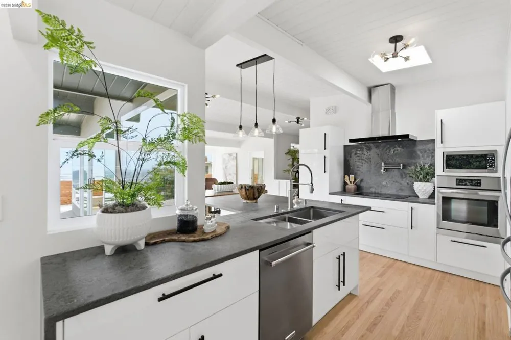 1764 Julian Ct El Cerrito, CA 94530