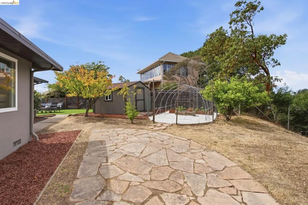 1764 Julian Ct El Cerrito, CA 94530