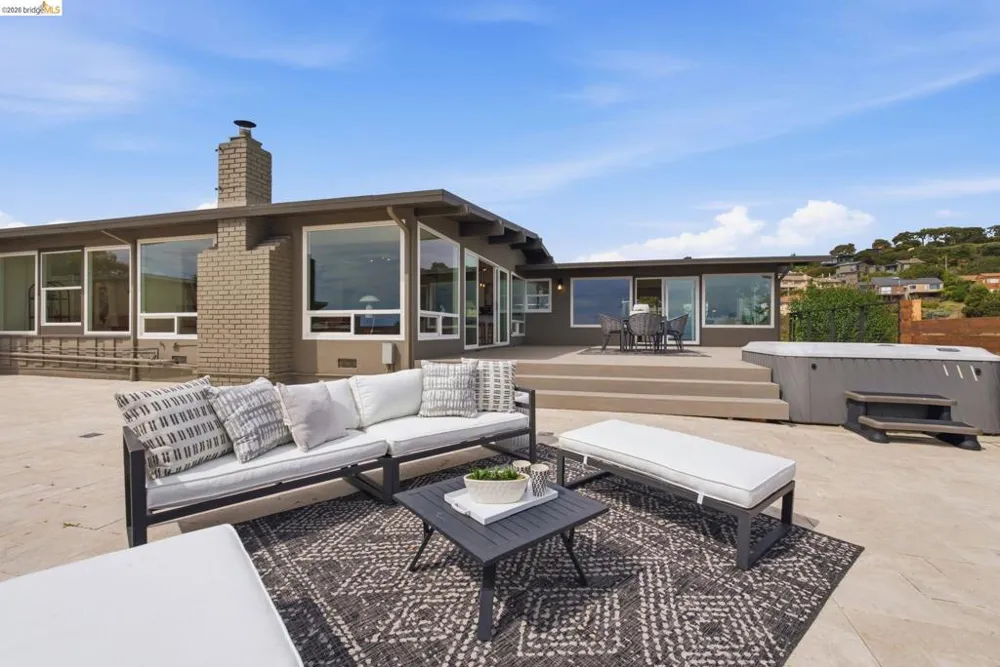 1764 Julian Ct El Cerrito, CA 94530