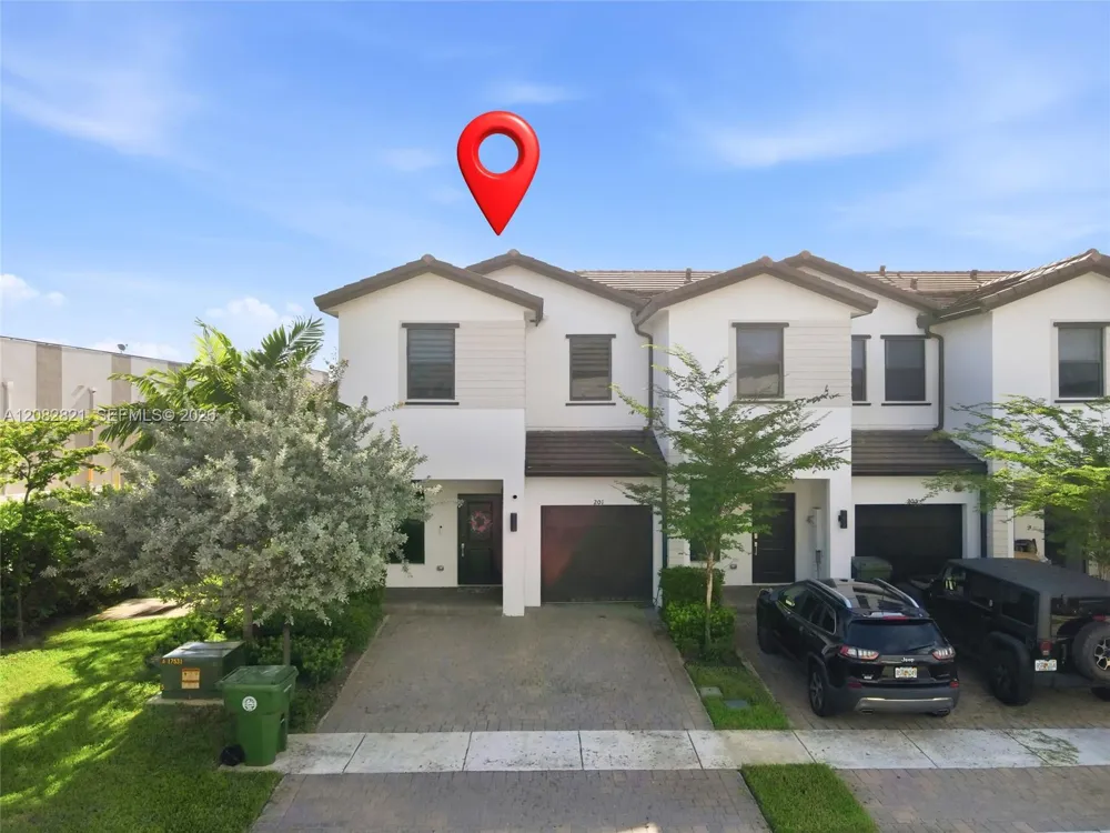 201 SW 159th Way Pembroke Pines, FL 33027