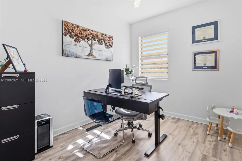 201 SW 159th Way Pembroke Pines, FL 33027