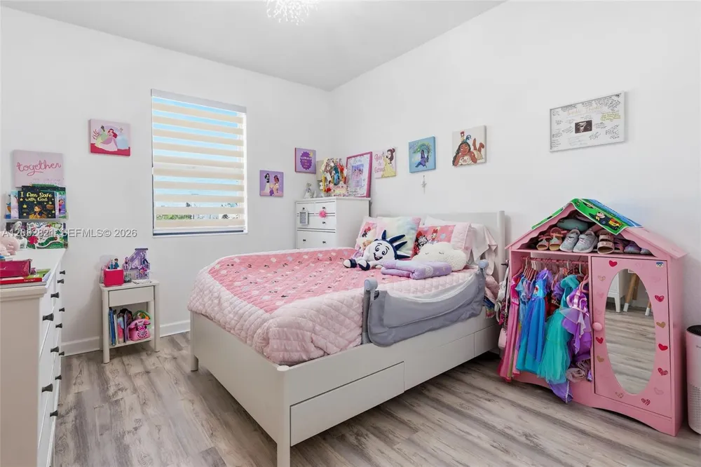 201 SW 159th Way Pembroke Pines, FL 33027
