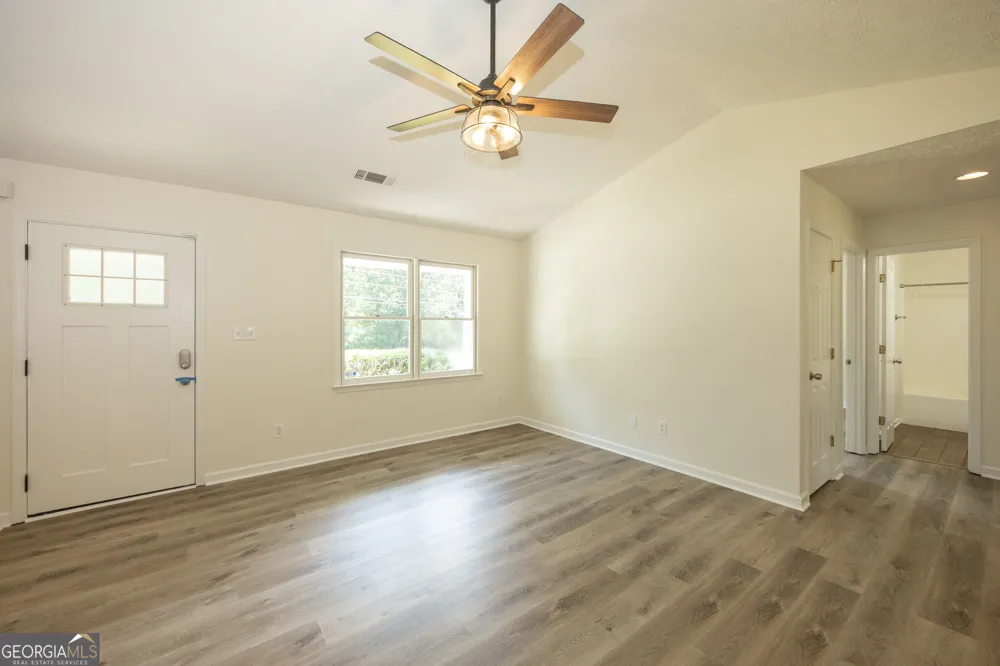 117 Hardy RD Senoia, GA 30276
