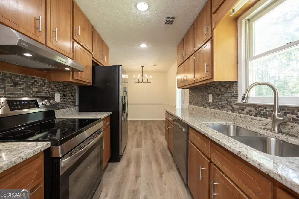 117 Hardy RD Senoia, GA 30276