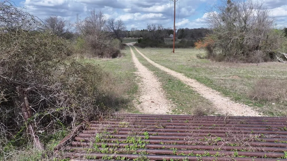 FM 2440 Giddings, TX 78942