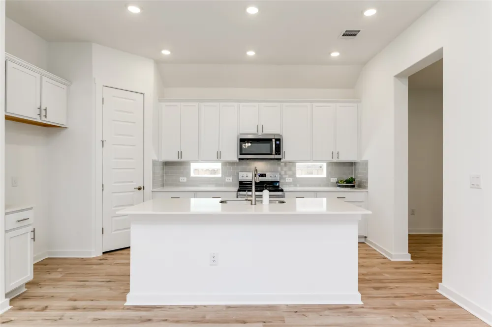 1101 Bear Track Loop Georgetown, TX 78628
