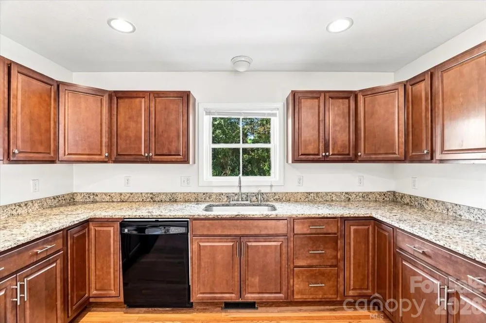 2 Elkmont Place Asheville, NC 28804