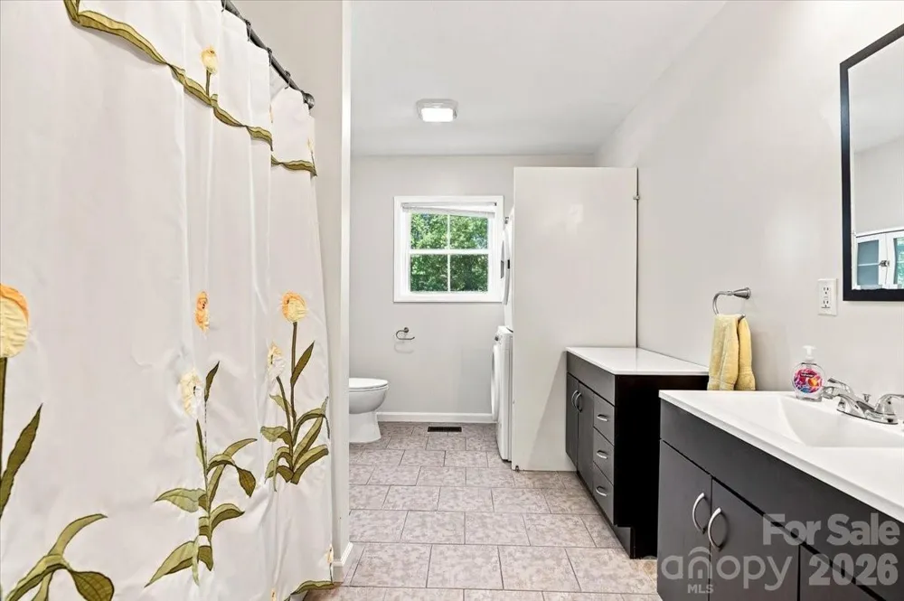 2 Elkmont Place Asheville, NC 28804