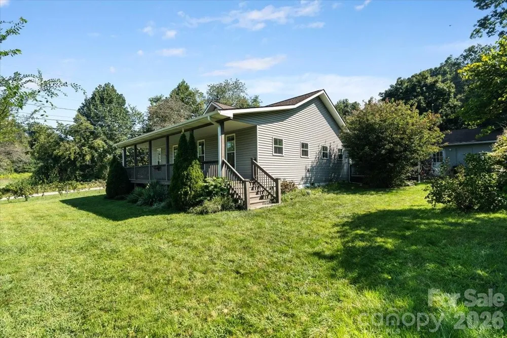 2 Elkmont Place Asheville, NC 28804