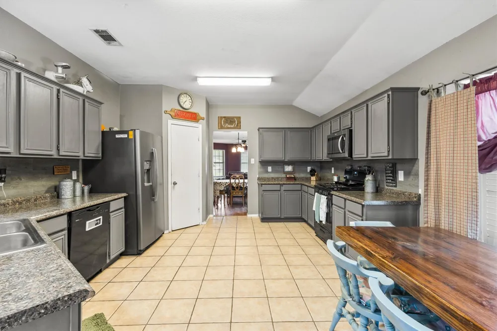 7614 Dockside Drive Rowlett, TX 75088