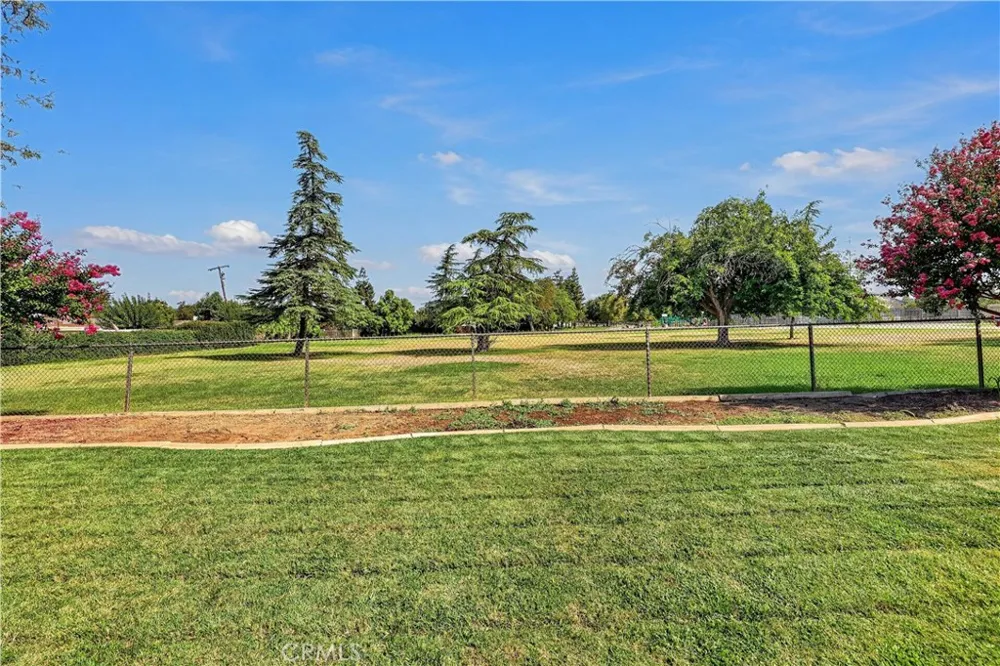 385 Emerald Merced, CA 95340