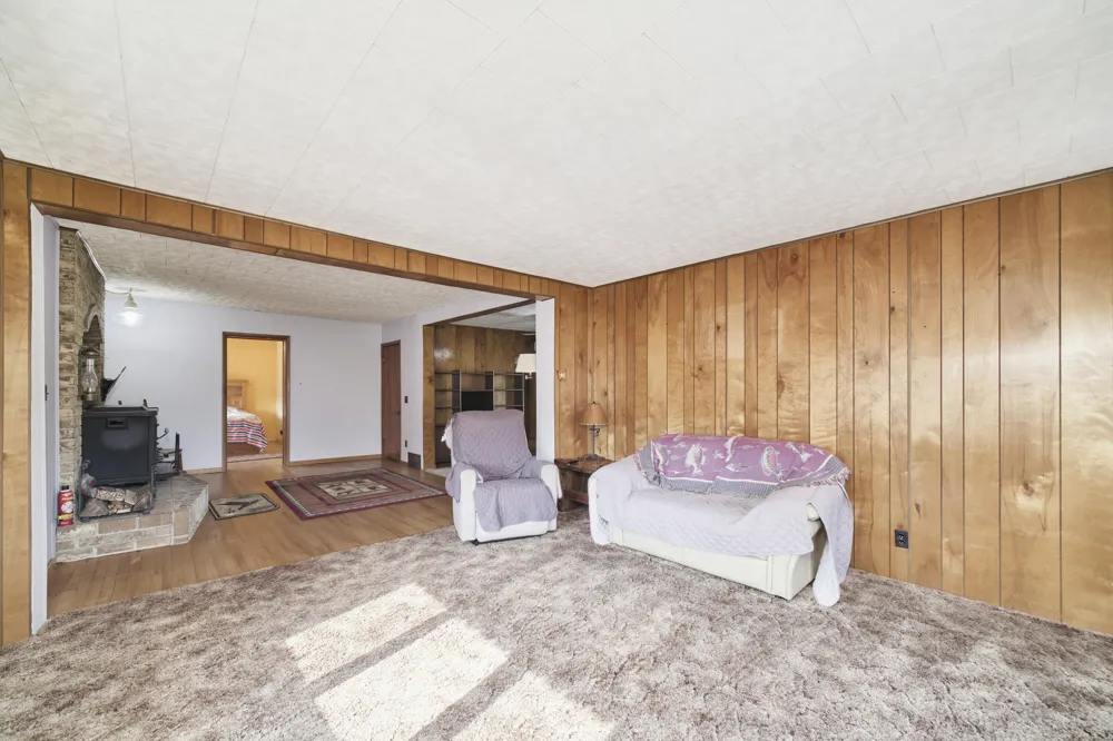 4256 E Wealthy Street Fountain, MI 49410