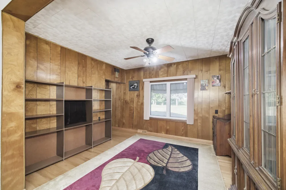 4256 E Wealthy Street Fountain, MI 49410