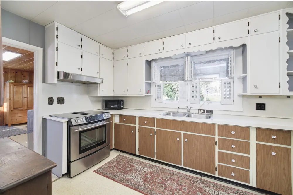 4256 E Wealthy Street Fountain, MI 49410