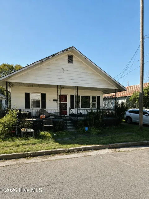 903 Waters Street
