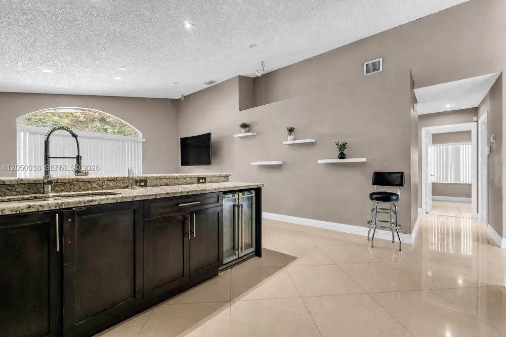 17971 SW 12th Ct Pembroke Pines, FL 33029