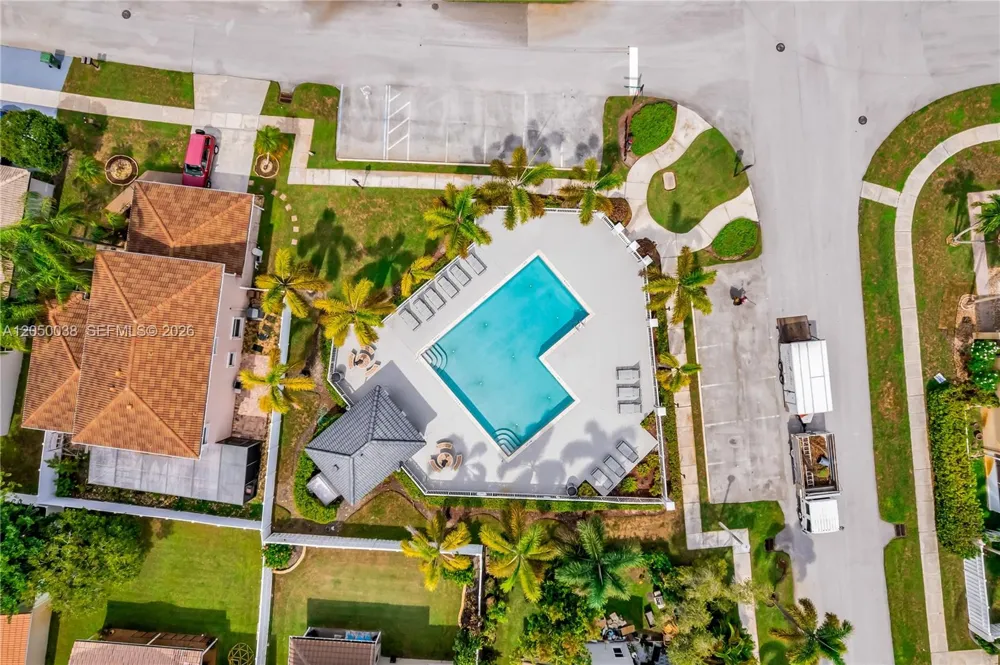 17971 SW 12th Ct Pembroke Pines, FL 33029