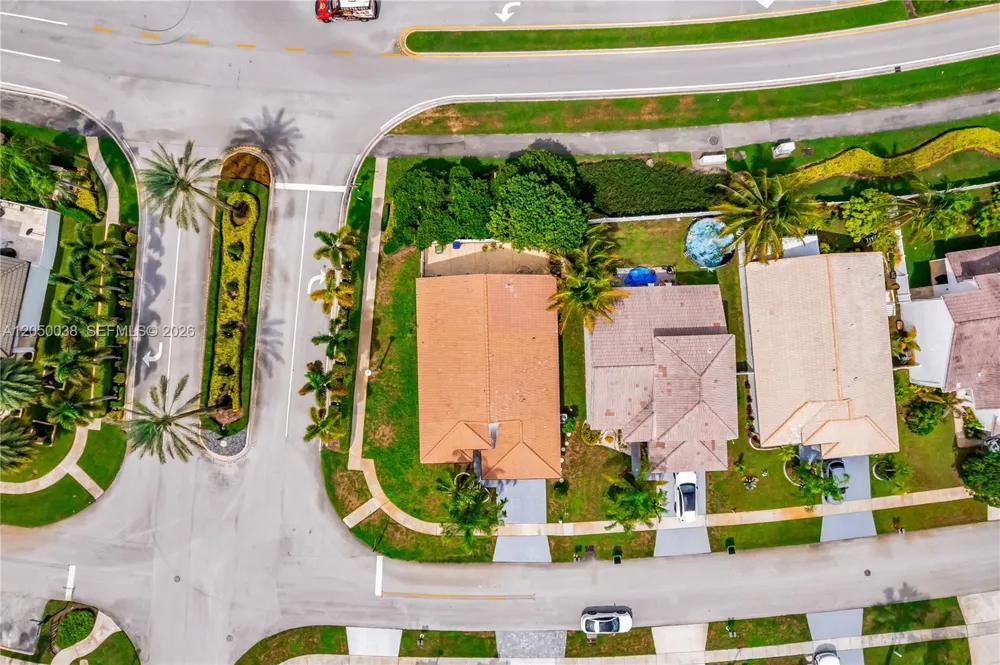 17971 SW 12th Ct Pembroke Pines, FL 33029