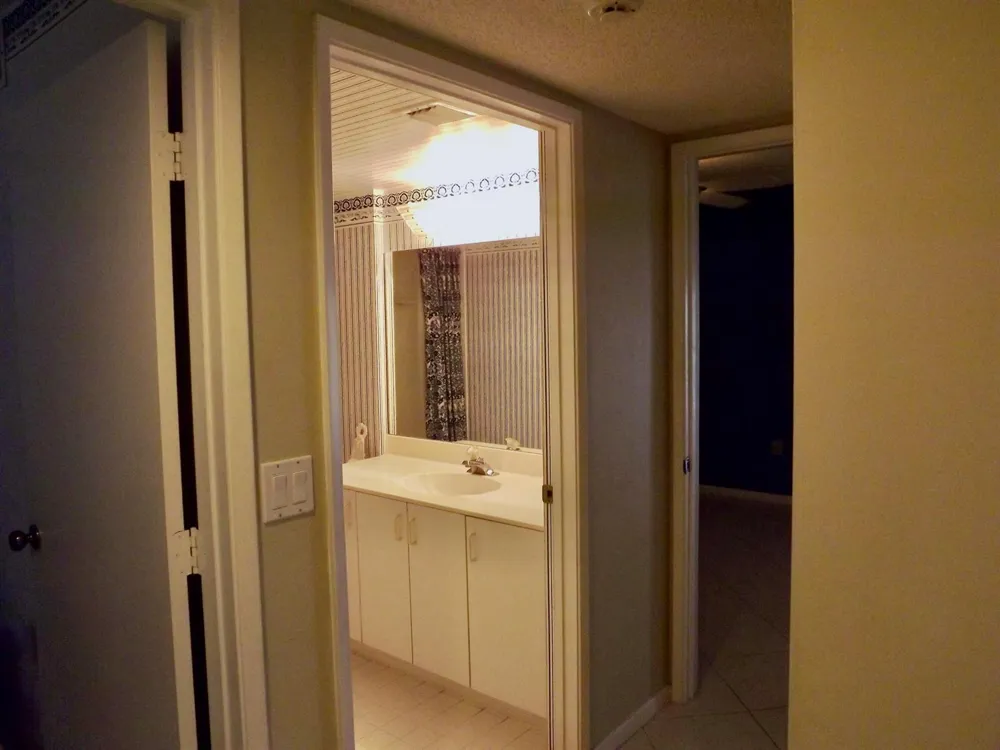 6112 Huntwick Terrace #205 Delray Beach, FL 33484