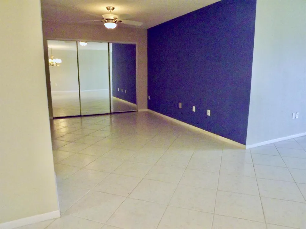 6112 Huntwick Terrace #205 Delray Beach, FL 33484