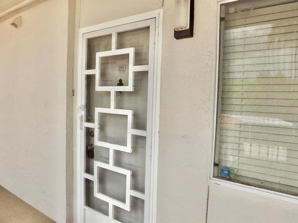 6112 Huntwick Terrace #205 Delray Beach, FL 33484
