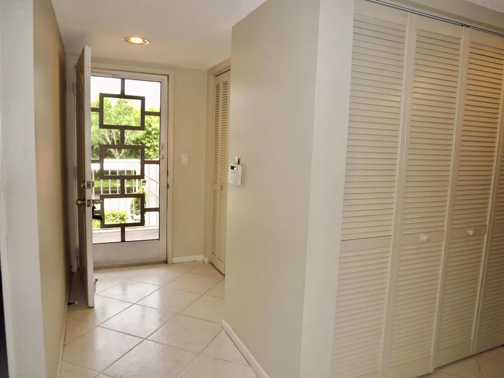 6112 Huntwick Terrace #205 Delray Beach, FL 33484