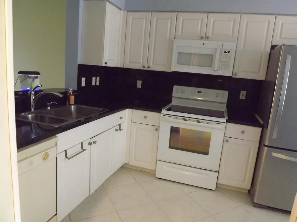 6112 Huntwick Terrace #205 Delray Beach, FL 33484