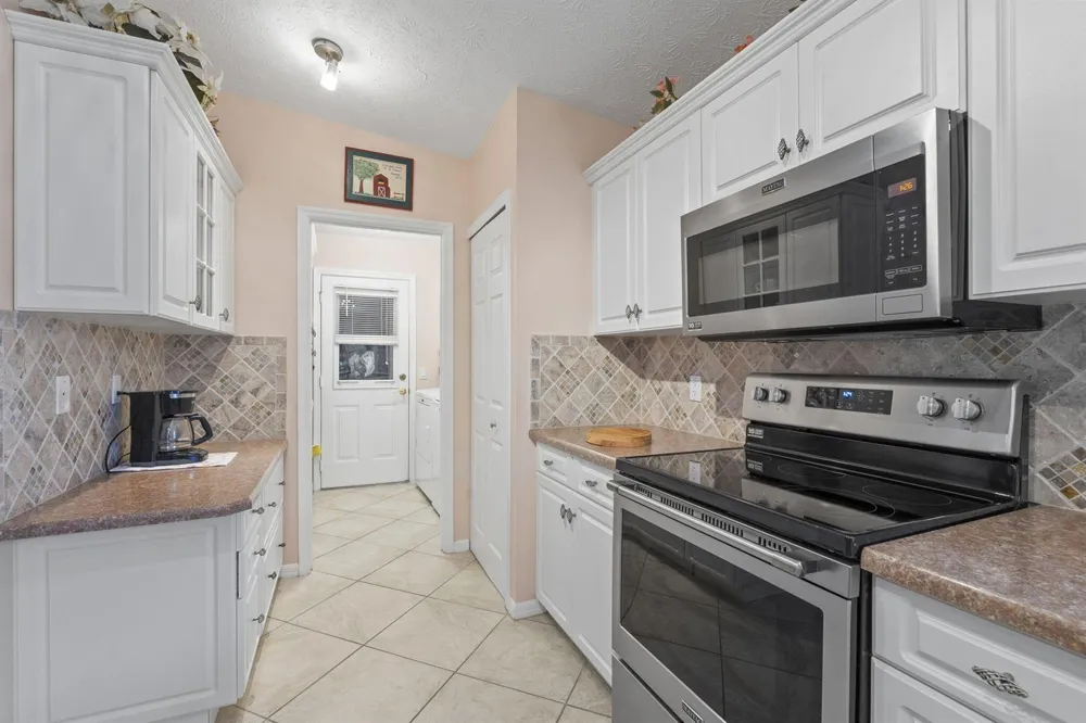 6156 Alexandria Circle Fort Pierce, FL 34982