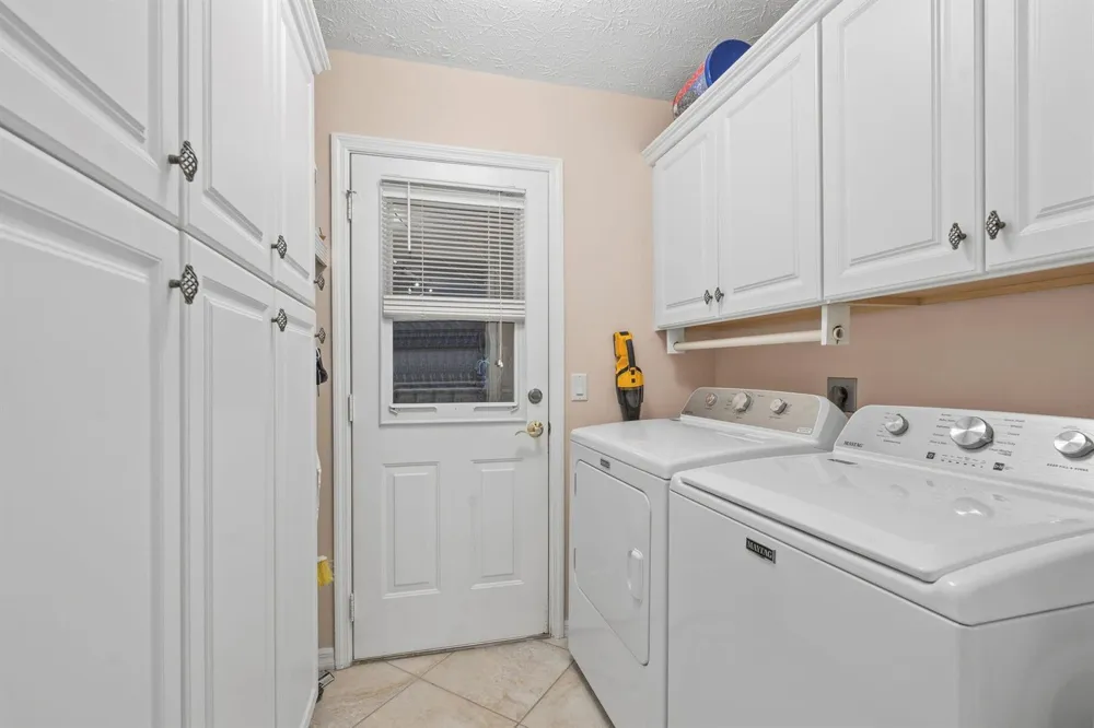 6156 Alexandria Circle Fort Pierce, FL 34982