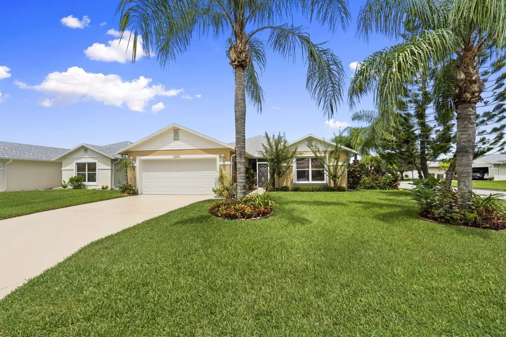 6156 Alexandria Circle Fort Pierce, FL 34982