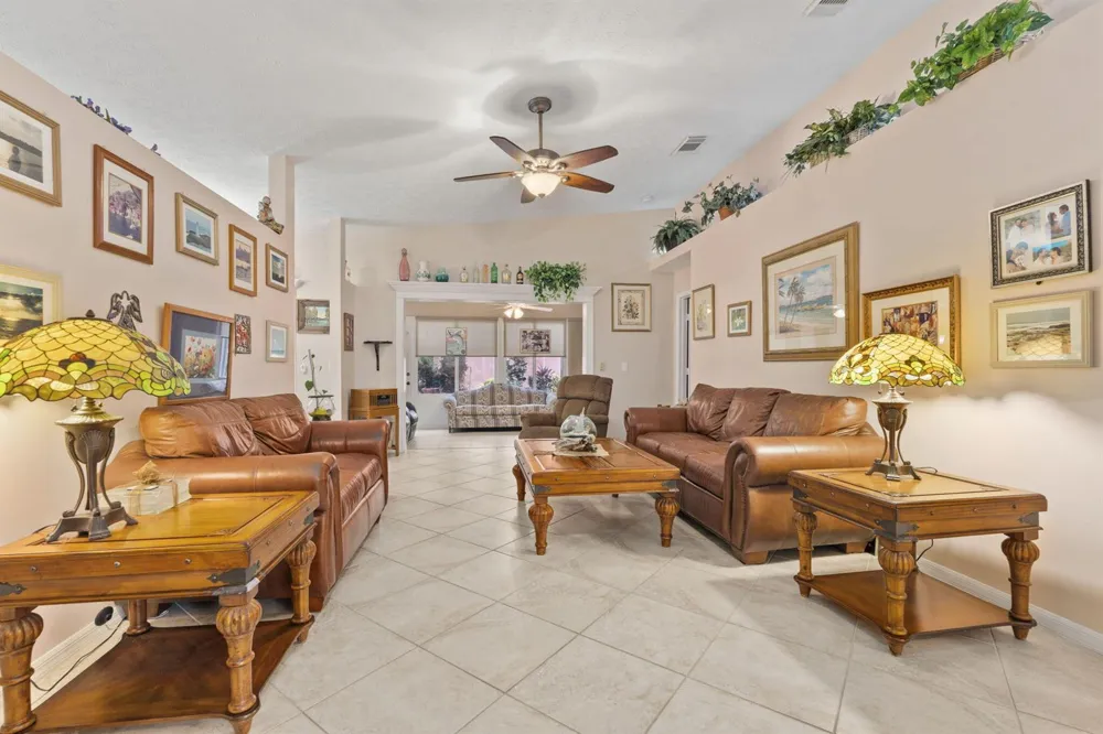 6156 Alexandria Circle Fort Pierce, FL 34982